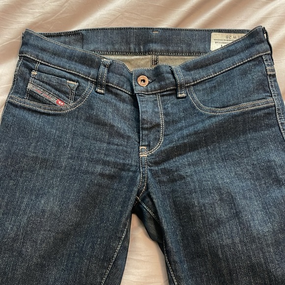 Diesel jeans excellent condition - Picture 8 of 9